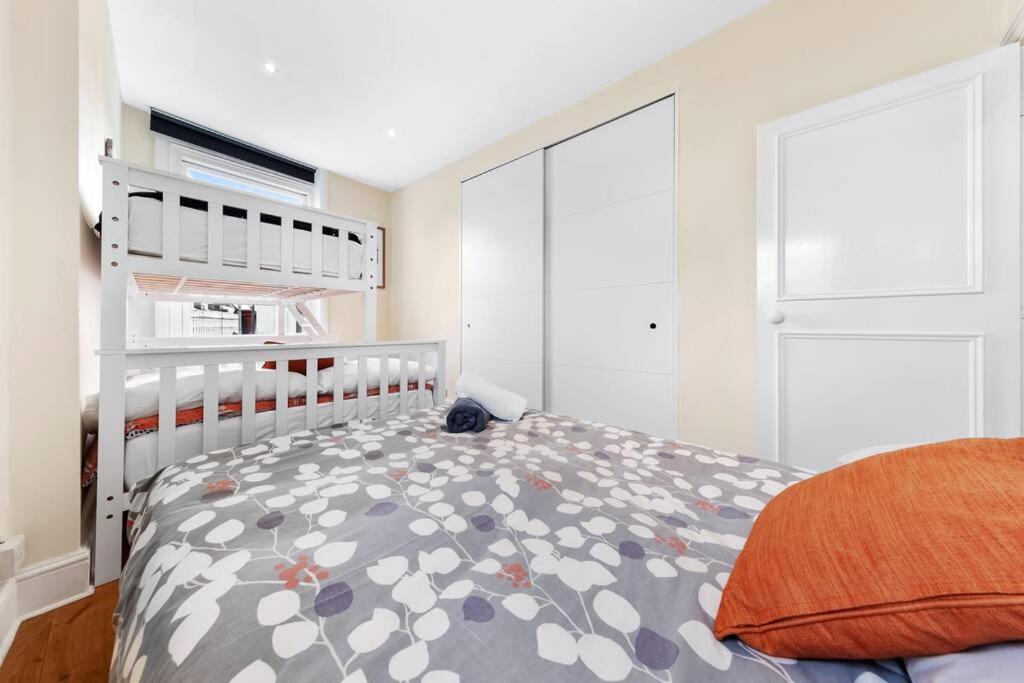 Spacious Sleep 11 With Terrace In Earls Court Ec99 London Exterior foto