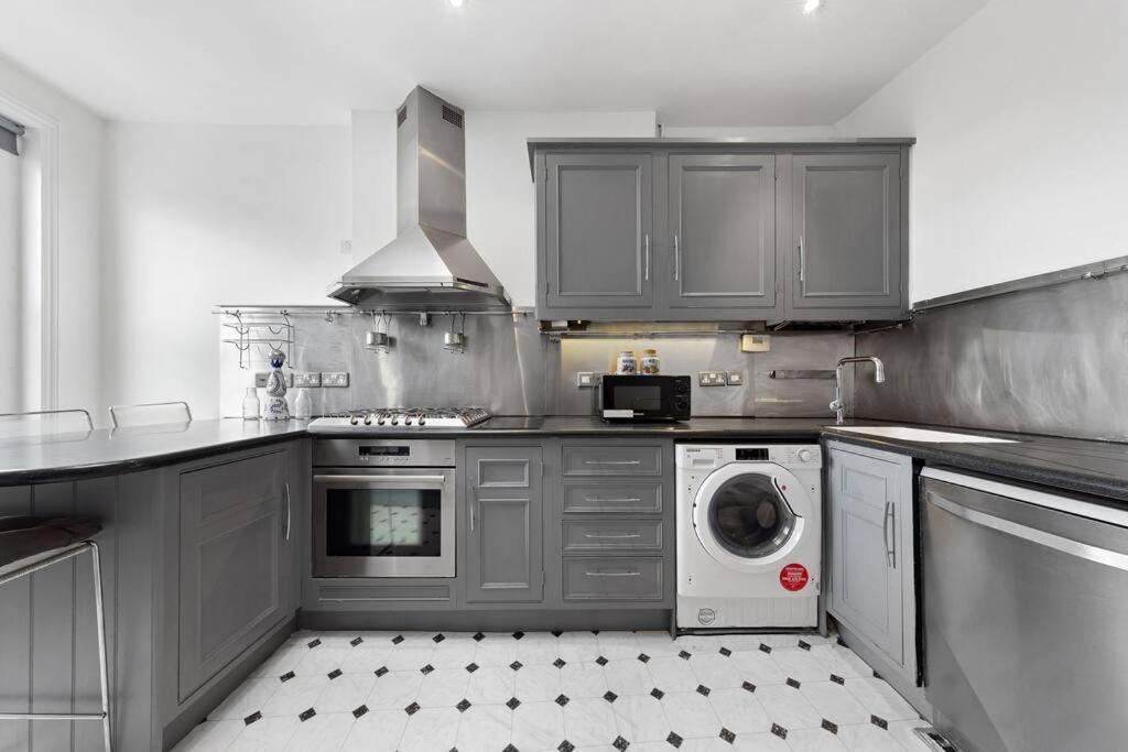 Spacious Sleep 11 With Terrace In Earls Court Ec99 London Exterior foto